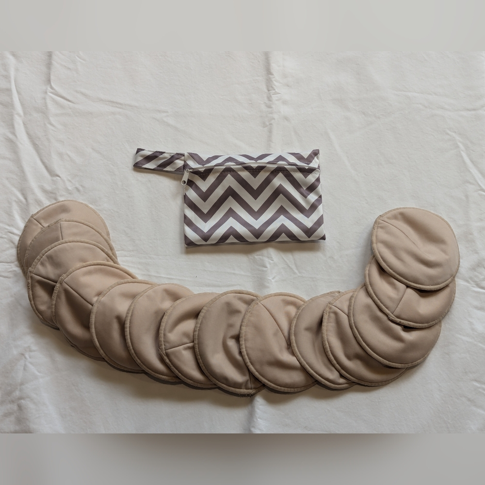 Reusable Nursing Pads with Chevron Pouch